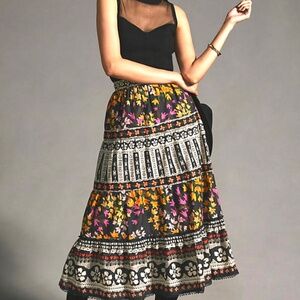FARM RIO tiered floral skirt LIKE NEW